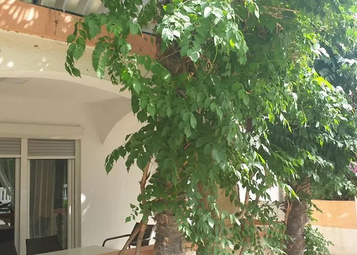 Apartments Kore